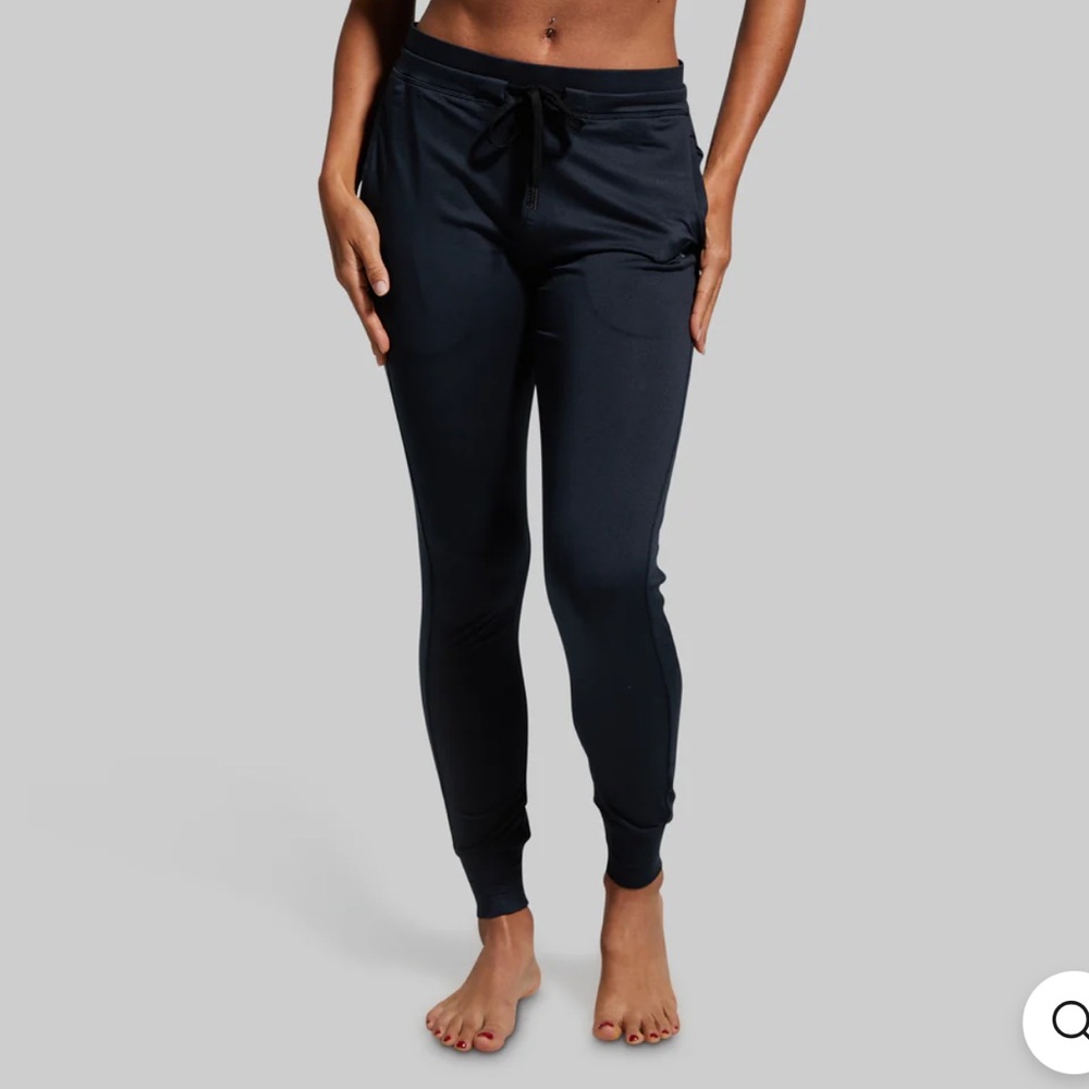 Born Primitive WOMEN'S REST DAY ATHLEISURE JOGGER size medium black